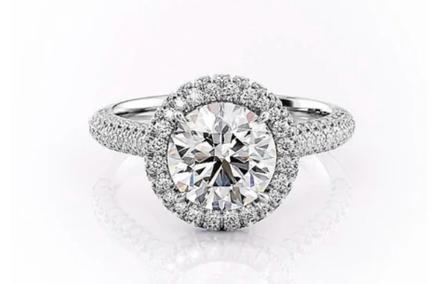 Buying a Stunning Moissanite Engagement Ring on a Budget