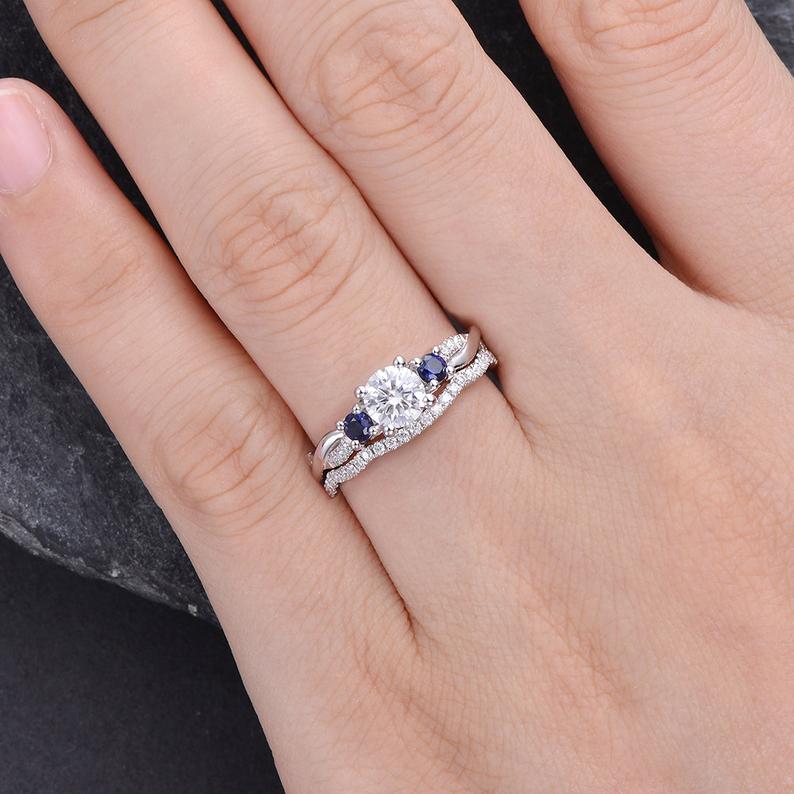 Round Cut Moissanite and Sapphire Ring set